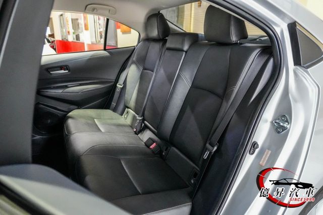 Keyless、恆溫空調、ACC跟車、盲點偵測，大電池保固8年16萬公里  第9張相片