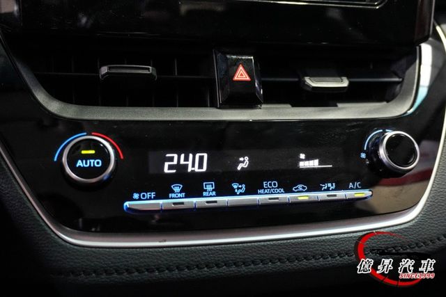 Keyless、恆溫空調、ACC跟車、盲點偵測，大電池保固8年16萬公里  第13張相片