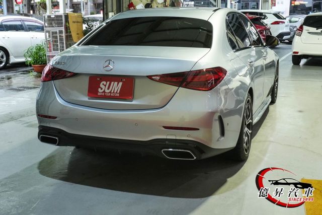 總代理，僅跑2.5萬公里，夜色套件、360度環景、AMG套件、23P跟車，新款W206  第5張相片