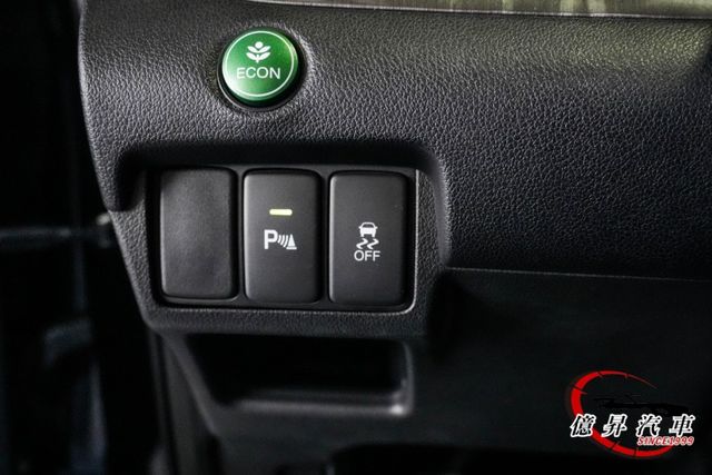 2.4 VTI-S版，天窗、換檔撥片，好保養，妥善率佳，經濟實用，家庭用車首選  第12張相片