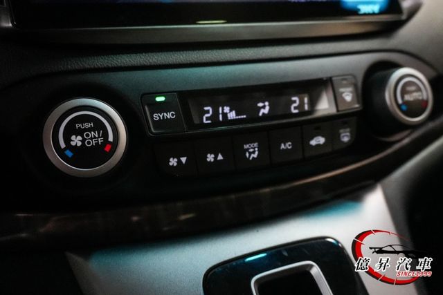 2.4 VTI-S版，天窗、換檔撥片，好保養，妥善率佳，經濟實用，家庭用車首選  第13張相片