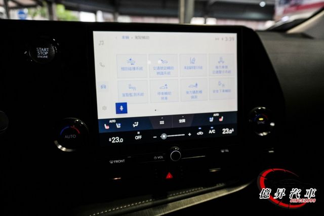 360環景、ACC、車道置中、AEB，LSS 3.0，豪華特仕版，新車價196萬  第17張相片