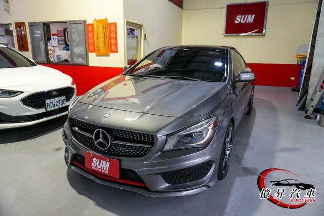 Keyless、AMG套件、盲點偵測、H/K音響、全景天窗，極致跑格轎跑  第1張相片
