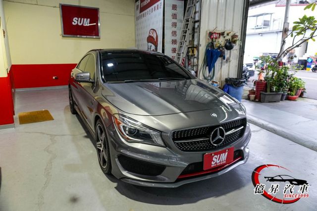 Keyless、AMG套件、盲點偵測、H/K音響、全景天窗，極致跑格轎跑  第2張相片