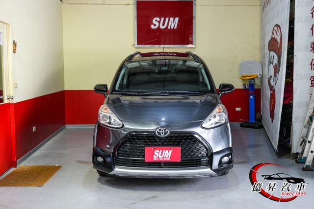 Crossover跨界版，高視野，駕駛更安心，盲點偵測、右側電滑門、車道偏離警示  第3張相片