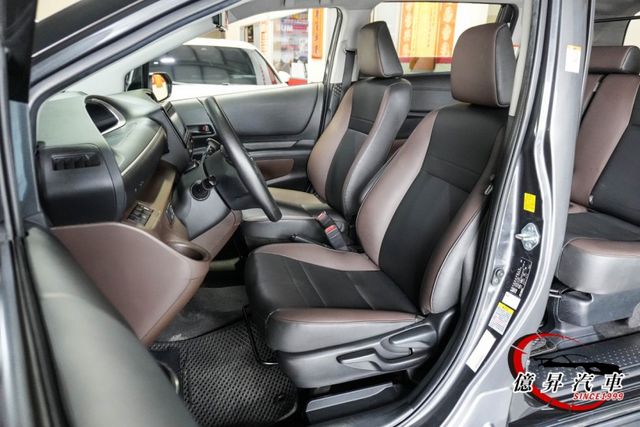 Crossover跨界版，高視野，駕駛更安心，盲點偵測、右側電滑門、車道偏離警示  第9張相片