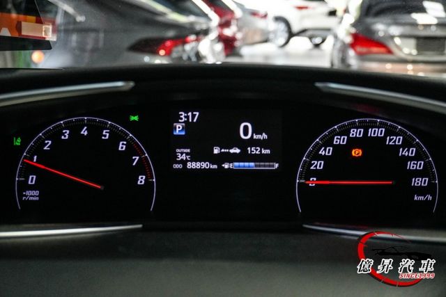 Crossover跨界版，高視野，駕駛更安心，盲點偵測、右側電滑門、車道偏離警示  第20張相片