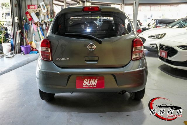 車身小巧，好停車，維修保養便宜，空間靈活  第4張相片