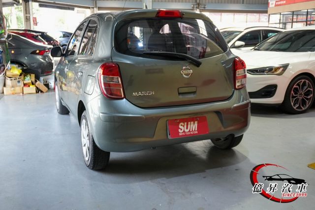 車身小巧，好停車，維修保養便宜，空間靈活  第6張相片