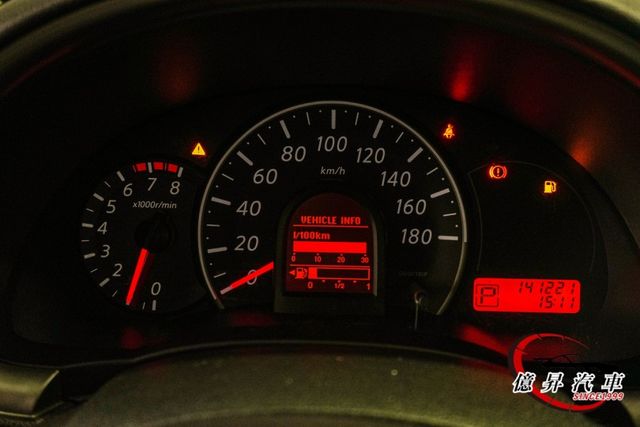 車身小巧，好停車，維修保養便宜，空間靈活  第11張相片