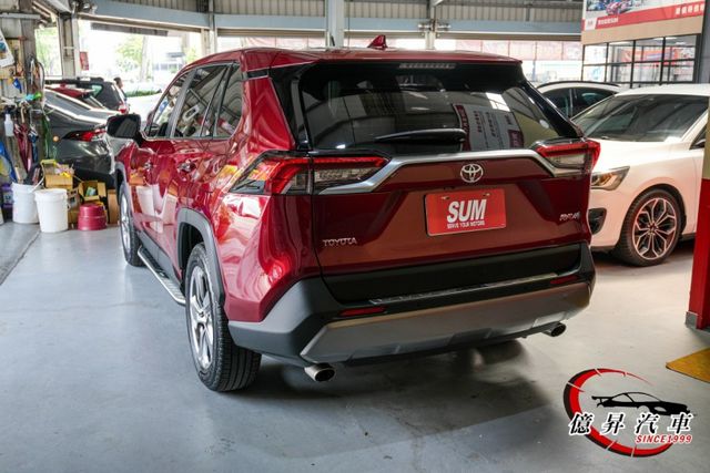 ACC跟車、360度環景、電動尾門，旗艦版，妥善率優良，高CP值，SUV 首選  第6張相片