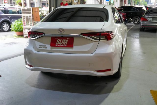 僅跑5.4萬公里，ACC跟車、抬頭顯示器，選配CarPlay原廠影音，低里程，代步神車  第5張相片