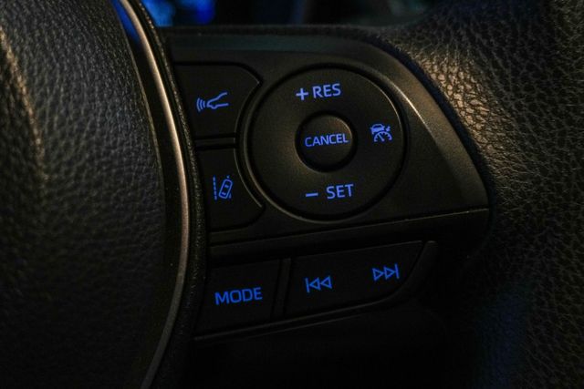 僅跑5.4萬公里，ACC跟車、抬頭顯示器，選配CarPlay原廠影音，低里程，代步神車  第10張相片