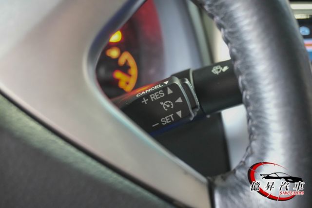 僅跑8.6萬公里，前、後、側裙大包，超級耐用、保養便宜，日常開銷輕鬆  第10張相片