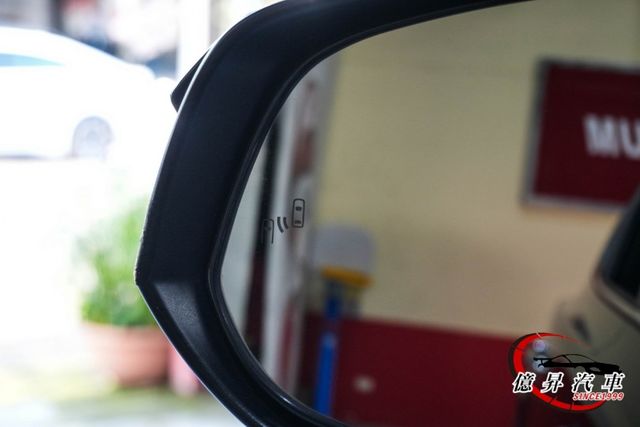 360環景、電動尾門、ACC跟車、盲點偵測，油電尊爵版，日本原裝進口，省油、空間大  第8張相片