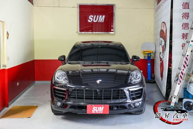 MACAN S，20吋RS Spyder鋁圈、金屬墨玉黑、360度環景，選配近40萬  第3張相片