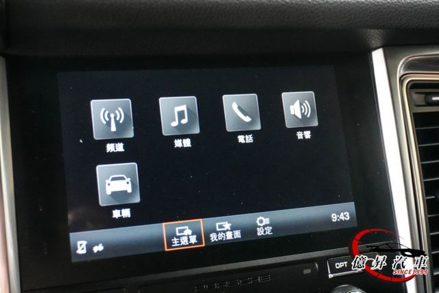 MACAN S，20吋RS Spyder鋁圈、金屬墨玉黑、360度環景，選配近40萬  第14張相片