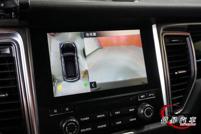 MACAN S，20吋RS Spyder鋁圈、金屬墨玉黑、360度環景，選配近40萬  第15張相片