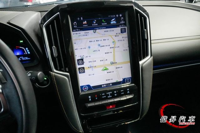 360環景、換檔撥片、盲點偵測、電動尾門，年份新、價格便宜，高CP值運動SUV  第15張相片