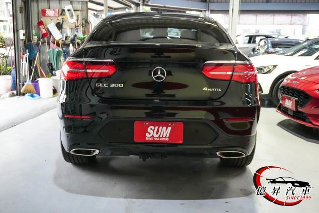 20吋AMG鋁圈、AMG套件、夜色套件、碳纖維飾板、360環景、U21跑車排氣  第4張相片