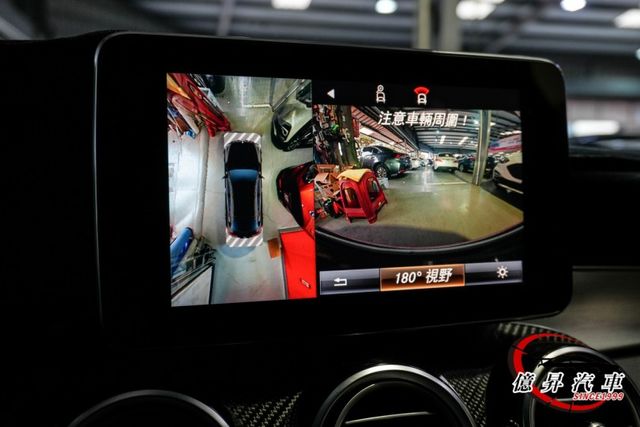 20吋AMG鋁圈、AMG套件、夜色套件、碳纖維飾板、360環景、U21跑車排氣  第19張相片