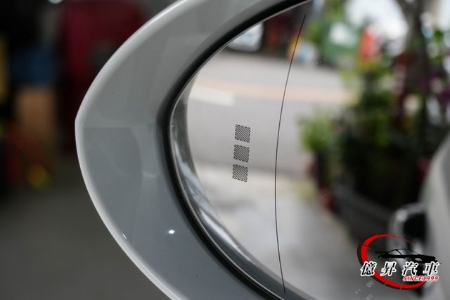 後輪轉向、跑排、PSAM、PSCB，新車含選配653萬，購買延長保固到明年5月  第8張相片