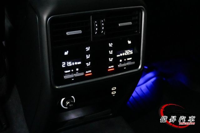 後輪轉向、跑排、PSAM、PSCB，新車含選配653萬，購買延長保固到明年5月  第16張相片