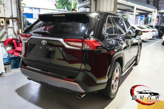 ACC跟車、360度環景、電動尾門，旗艦版，妥善率優良，高CP值，SUV 首選  第4張相片