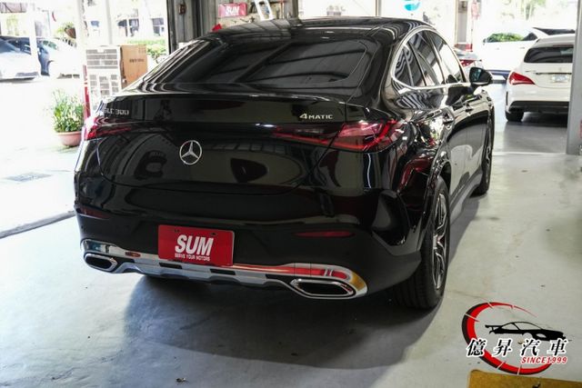 GLC300 Coupe，總代理，僅跑8000公里，360環景、柏林之音、多光束智慧型數位頭燈、擴增實境導航  第5張相片