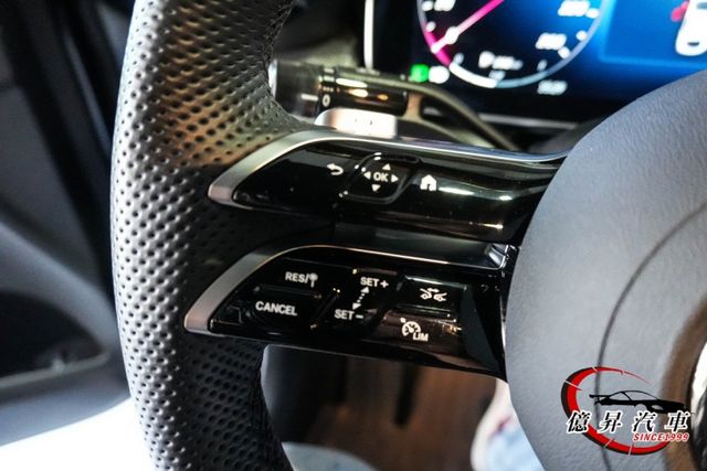 GLC300 Coupe，總代理，僅跑8000公里，360環景、柏林之音、多光束智慧型數位頭燈、擴增實境導航  第12張相片
