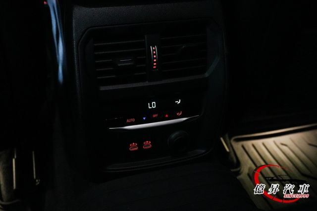M-Sport版，抬頭顯示器、H/K音響、360環景，配備最豐富的首發版，外型帥、配備滿、操控強  第11張相片