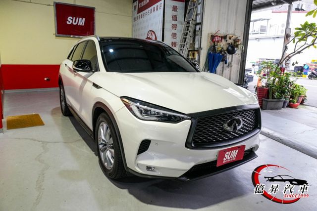 QX50風尚版，僅跑5.9萬公里，ACC跟車、360度環景、抬頭顯示器、電動尾門  第2張相片