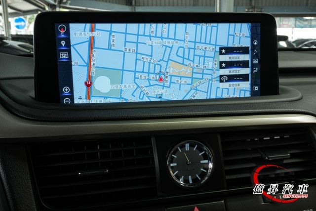 RX300頂級型，抬頭顯示器、電動尾門、ACC跟車、盲點偵測、雙前座通風椅  第15張相片