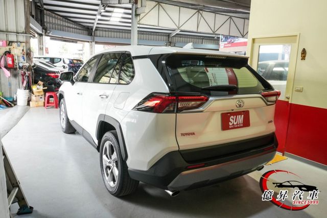 ACC跟車、360度環景、電動尾門，旗艦版，妥善率優良，高CP值，SUV 首選  第5張相片