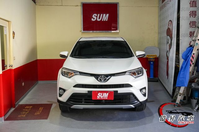 15年11月出廠，小改款RAV4，日本原裝進口，空間大、油耗省  第3張相片