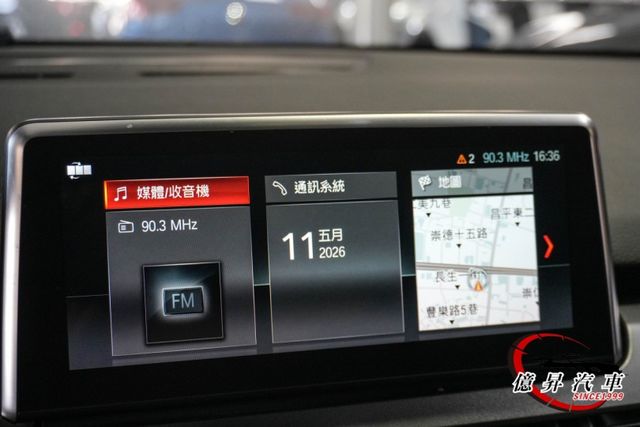 全原廠保養，全景天窗、抬頭顯示器、Keyless、換檔撥片，經典操控與實用空間  第18張相片