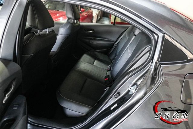 Keyless、恆溫空調、ACC跟車、盲點偵測，油電尊爵版，大電池保固中  第10張相片