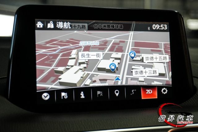 光感應頭燈、LED頭燈、分區溫控、抬頭顯示器，外型流線動感、內裝簡約質感  第13張相片