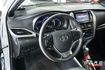 Keyless、自動感應頭燈、原廠CarPlay主機，超省油都會小車  第10張縮圖