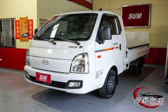 豪華大單廂，四錄行車紀錄器、電動尾門、底盤防鏽，媲美新車，該裝的配件都幫你裝好了  第1張相片