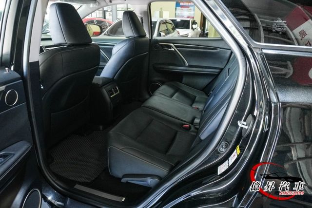 RX300頂級版，抬頭顯示器、ACC跟車、盲點偵測、雙前通風椅、電動尾門  第11張相片