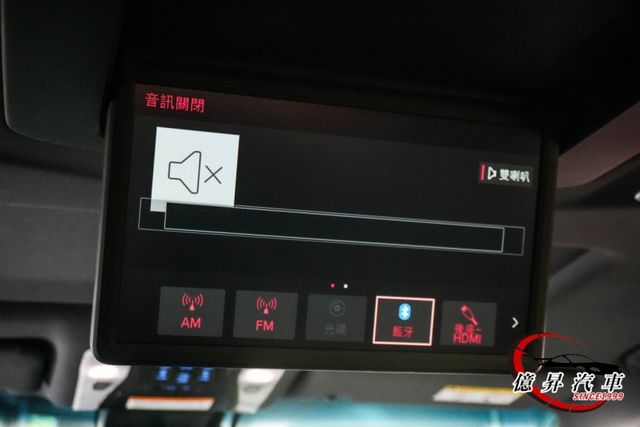 ACC跟車、盲點偵測，末代3.5，300匹馬力，動力輸出飽滿順暢，豪華旗艦MPV  第16張相片