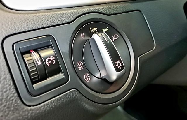 VOLKSWAGEN福斯 PASSAT VARIANT 36  第16張相片