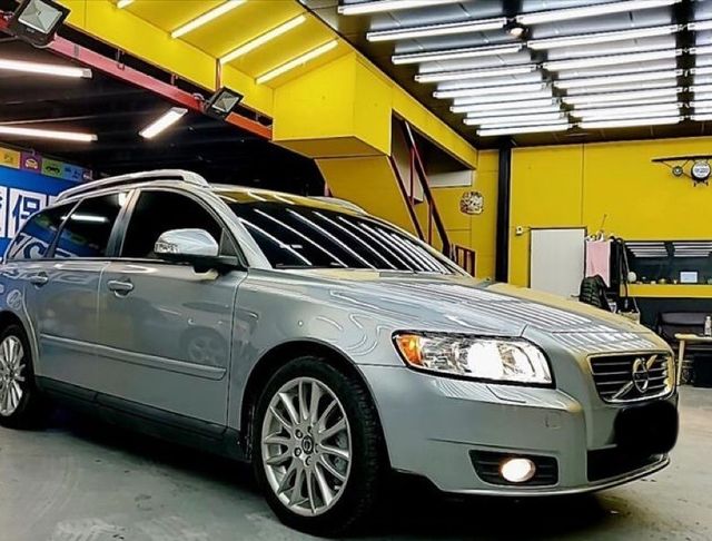 VOLVO富豪 V50  第1張相片