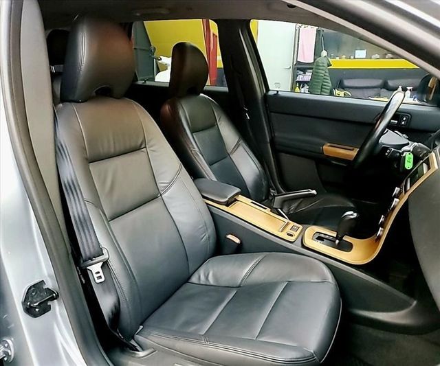 VOLVO富豪 V50  第7張相片