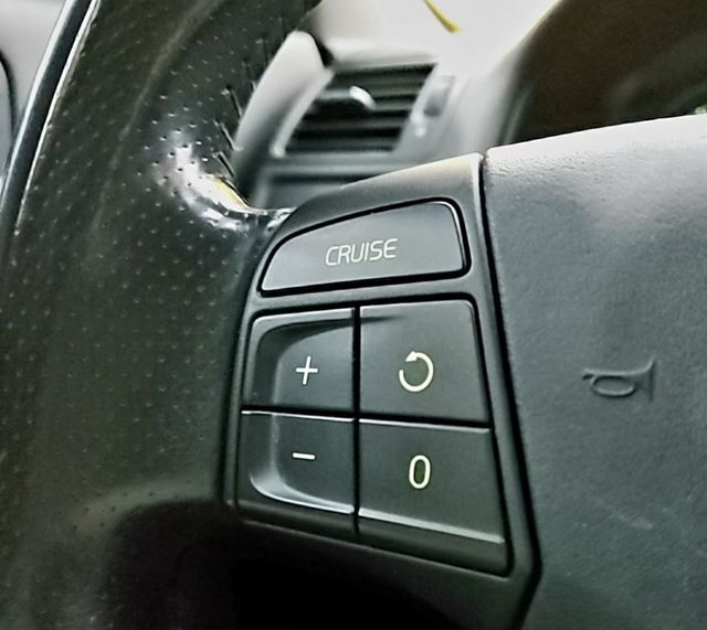 VOLVO富豪 V50  第12張相片