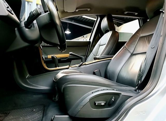 VOLVO富豪 V50  第14張相片