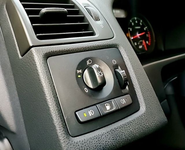 VOLVO富豪 V50  第16張相片
