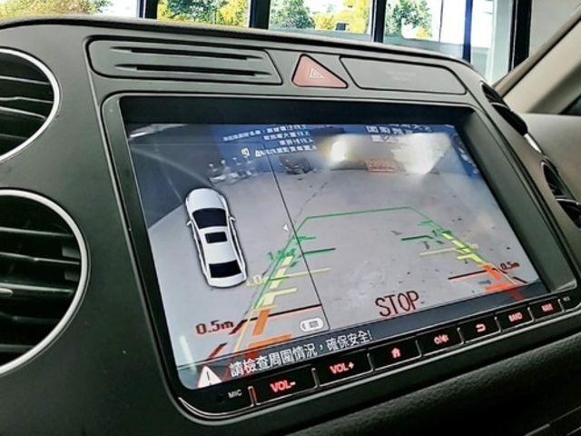 VOLKSWAGEN福斯 GOLF PLUS  第9張相片