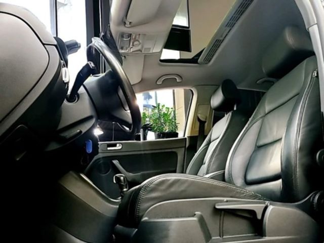 VOLKSWAGEN福斯 GOLF PLUS  第13張相片